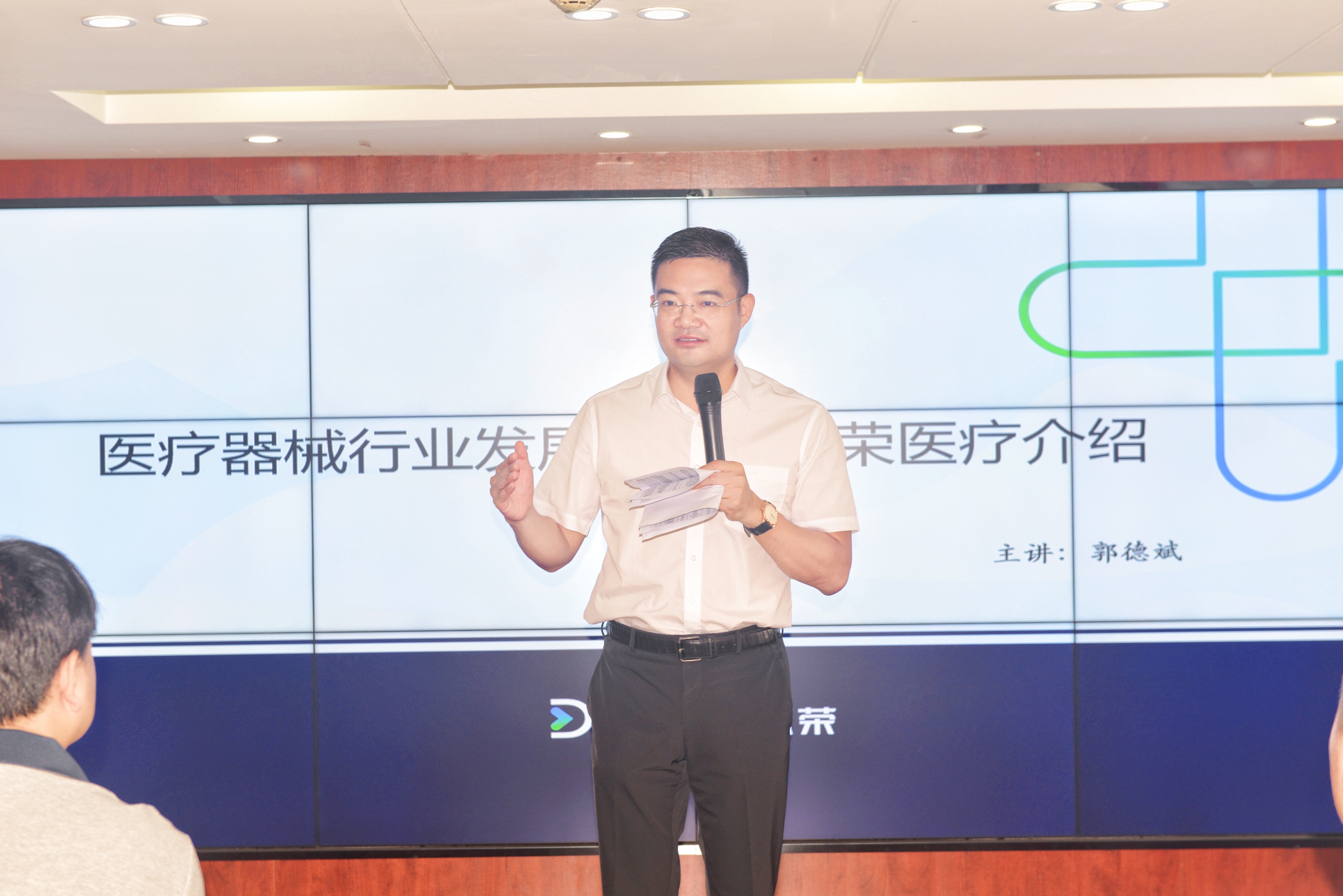 5ceef403264ffed0ed4f230fbd4f335.jpg 5ceef403264ffed0ed4f230fbd4f335.jpg