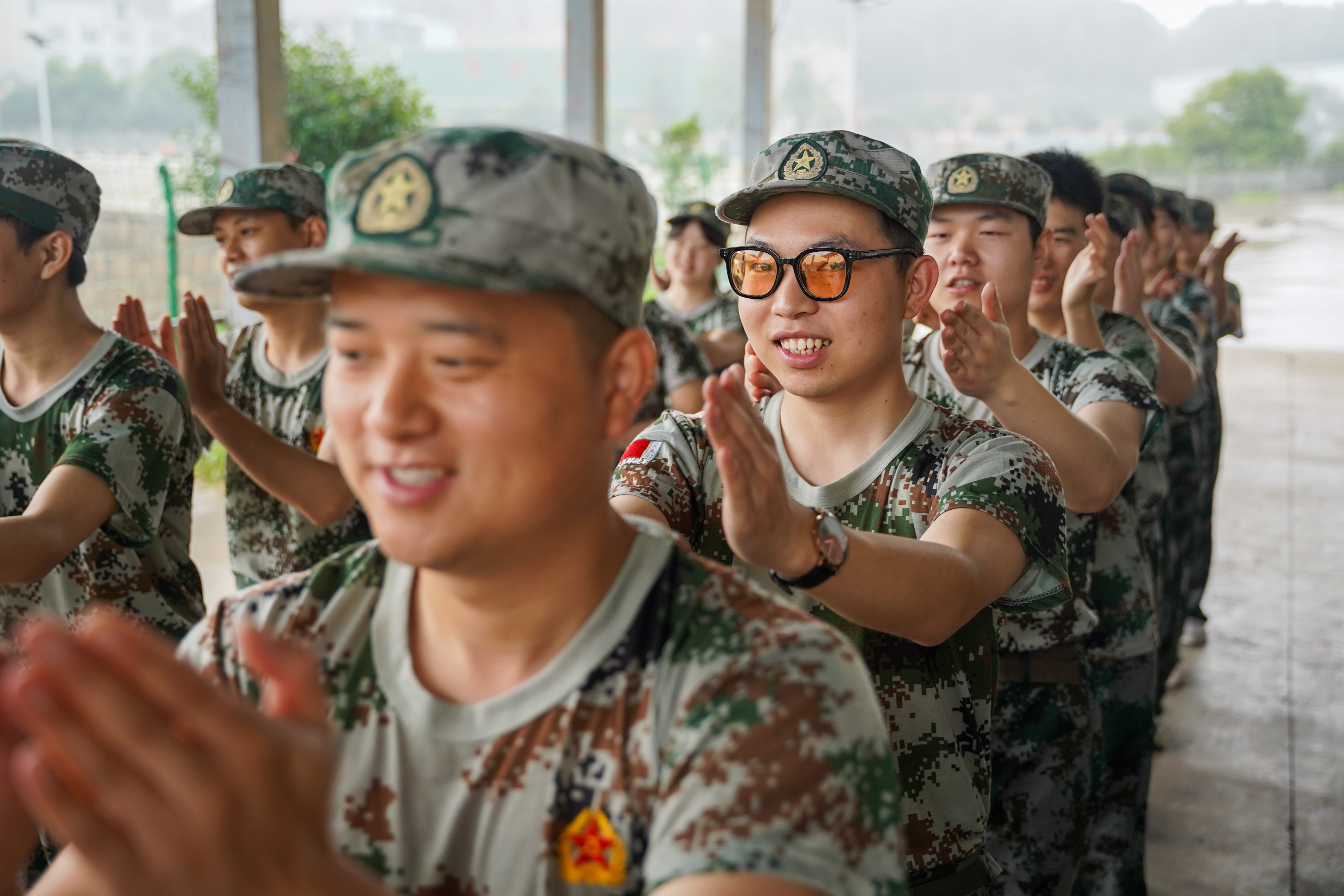 團隊拓展 (2).jpg 團隊拓展 (2).jpg